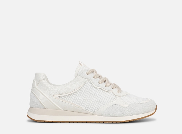 Nuvra sneaker in white