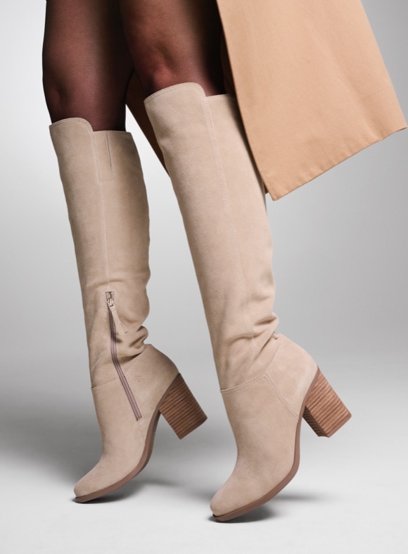 medium calf boots