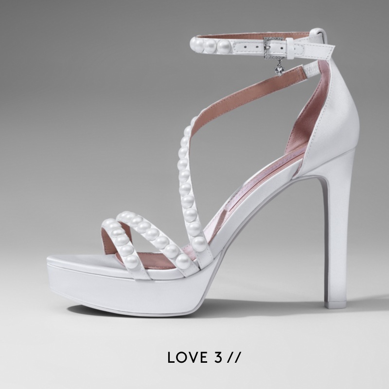 Love 3 - Pnina Tornai and Naturalizer