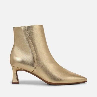 Naturalization shoes on sale