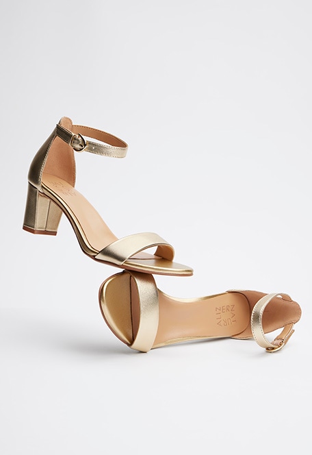 Vera in gold