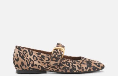 Naturalizer flats