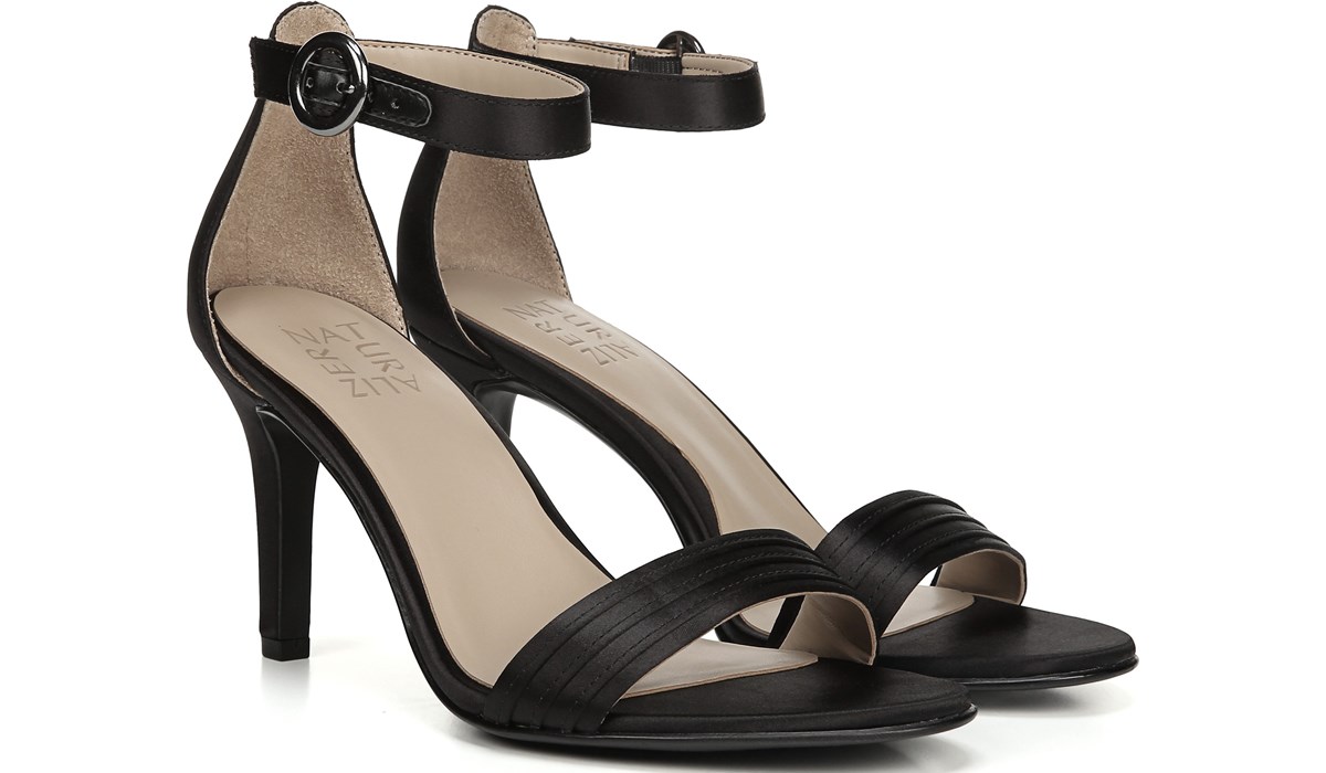 kinsley sandal