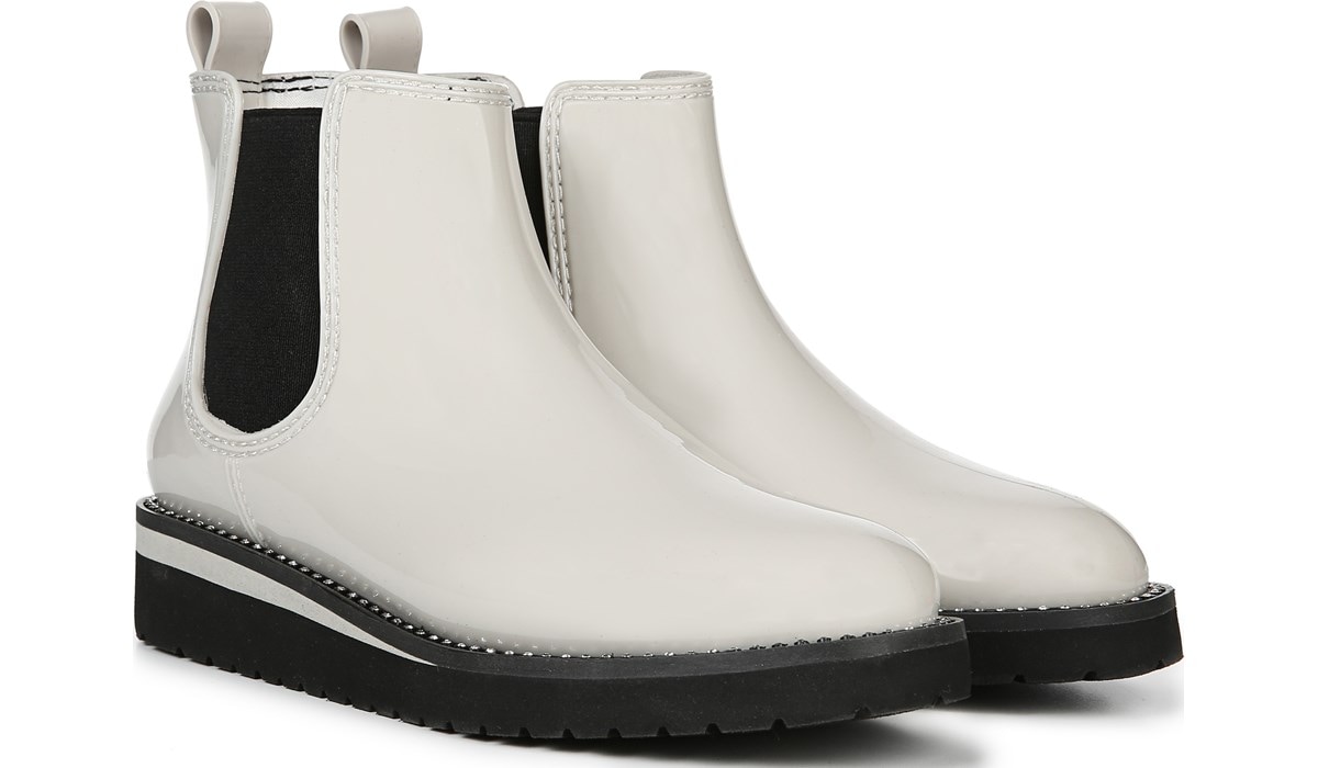synthetic waterproof boots
