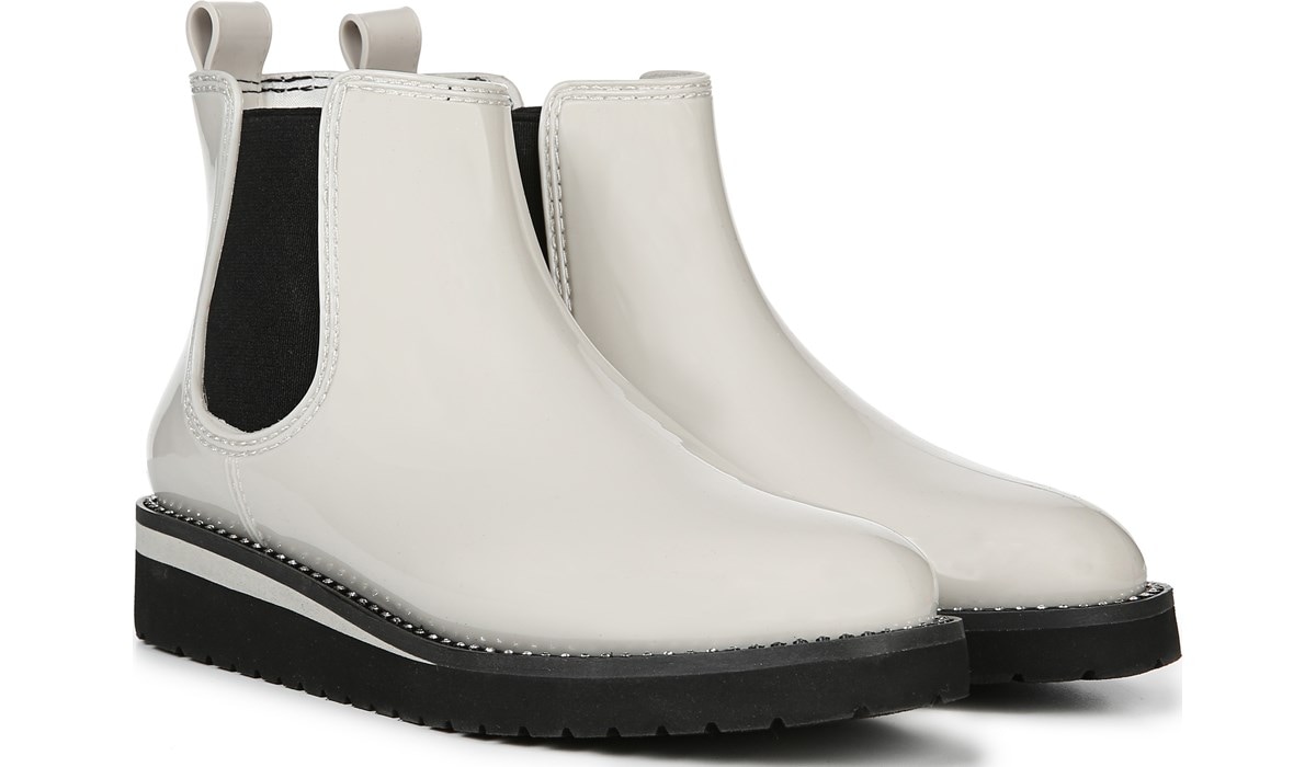 naturalizer ankle boots canada