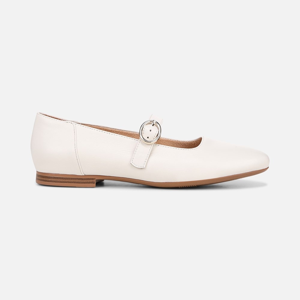Kelly Mary Jane Flat - Right