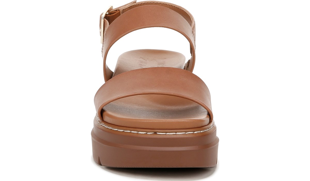 dez sandals from soul by naturalizer