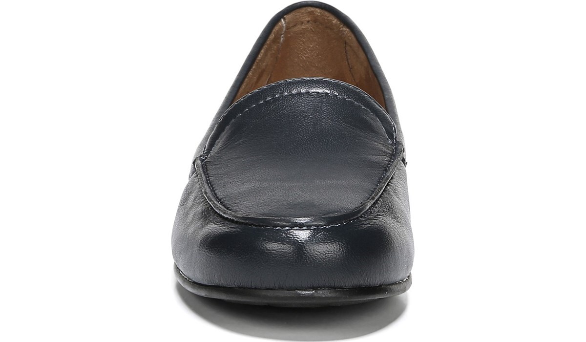naturalizer simmons loafer