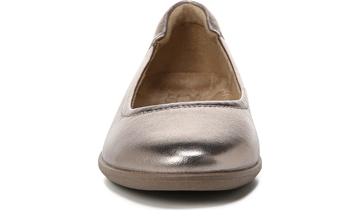 naturalizer flexy flats grey