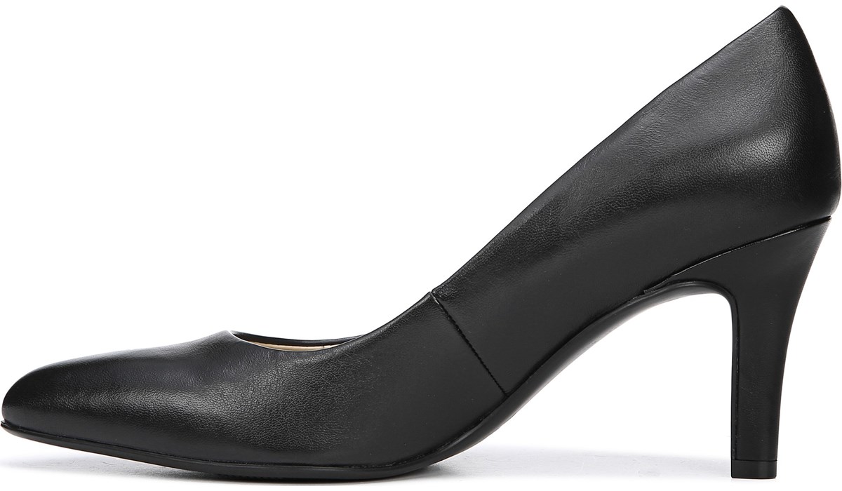 naturalizer navy blue pumps
