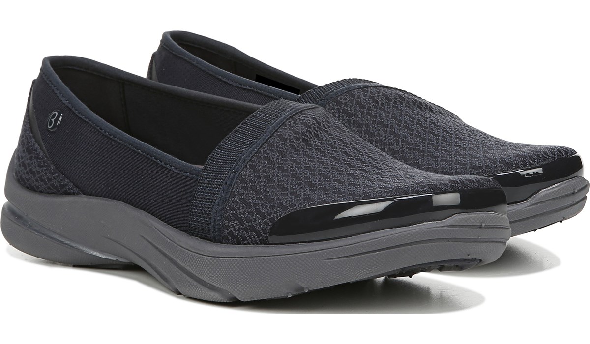 bzees slip on sneaker