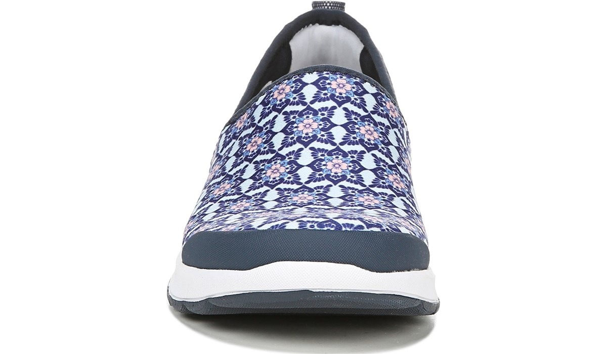 naturalizer beez shoes