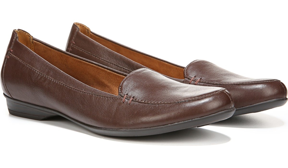 naturalizer saban suede loafers