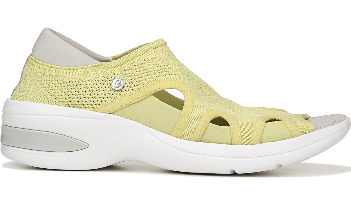 bzees resort wedge