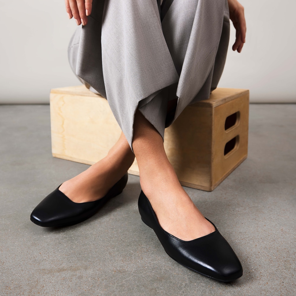 Naturalizer Chelsea Ballet Flat | Womens Flats