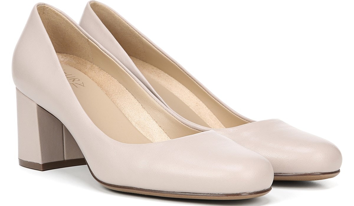 naturalizer whitney pump taupe