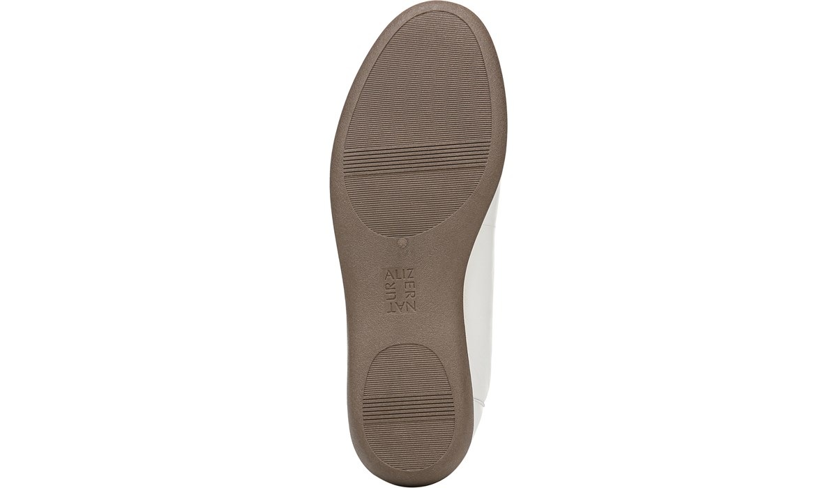 naturalizer flexy flats red