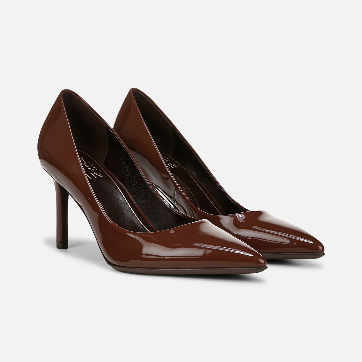bzees aspire slip on
