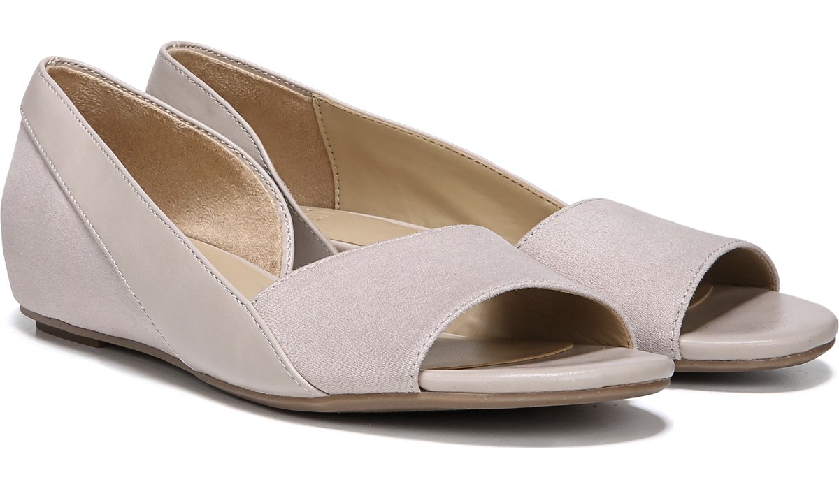charles by charles david addie floral heels