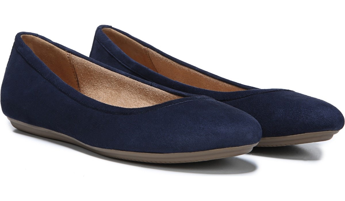 naturalizer brittany leather ballet flats