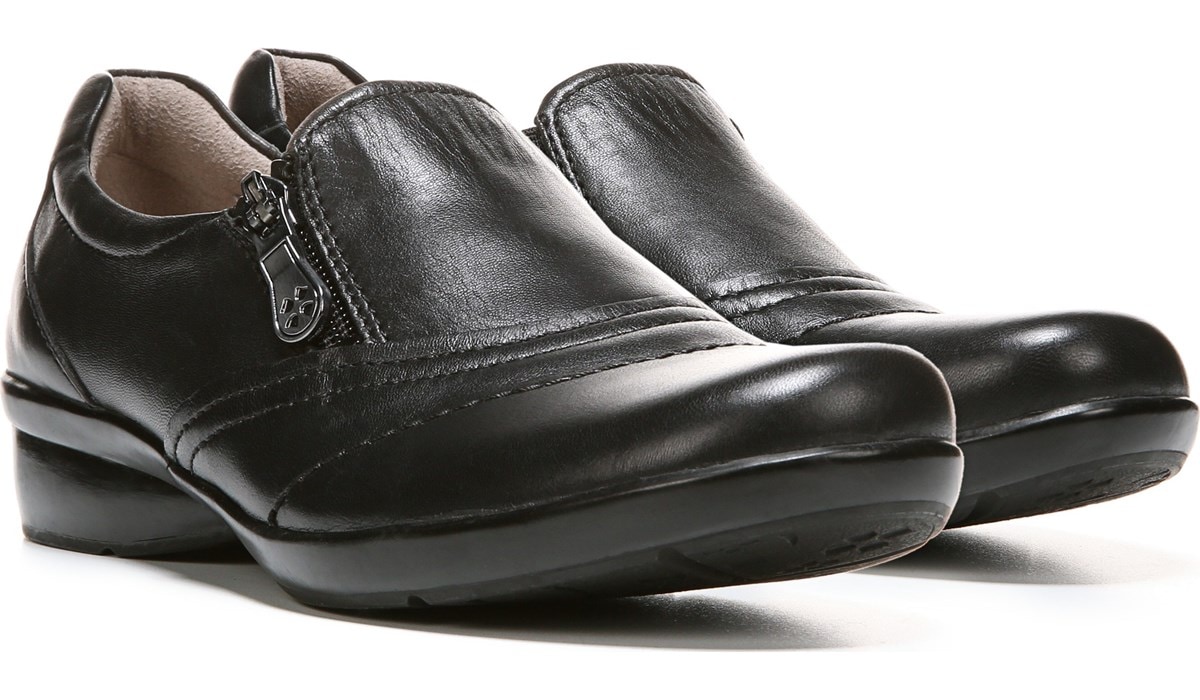 naturalizer comfort shoes
