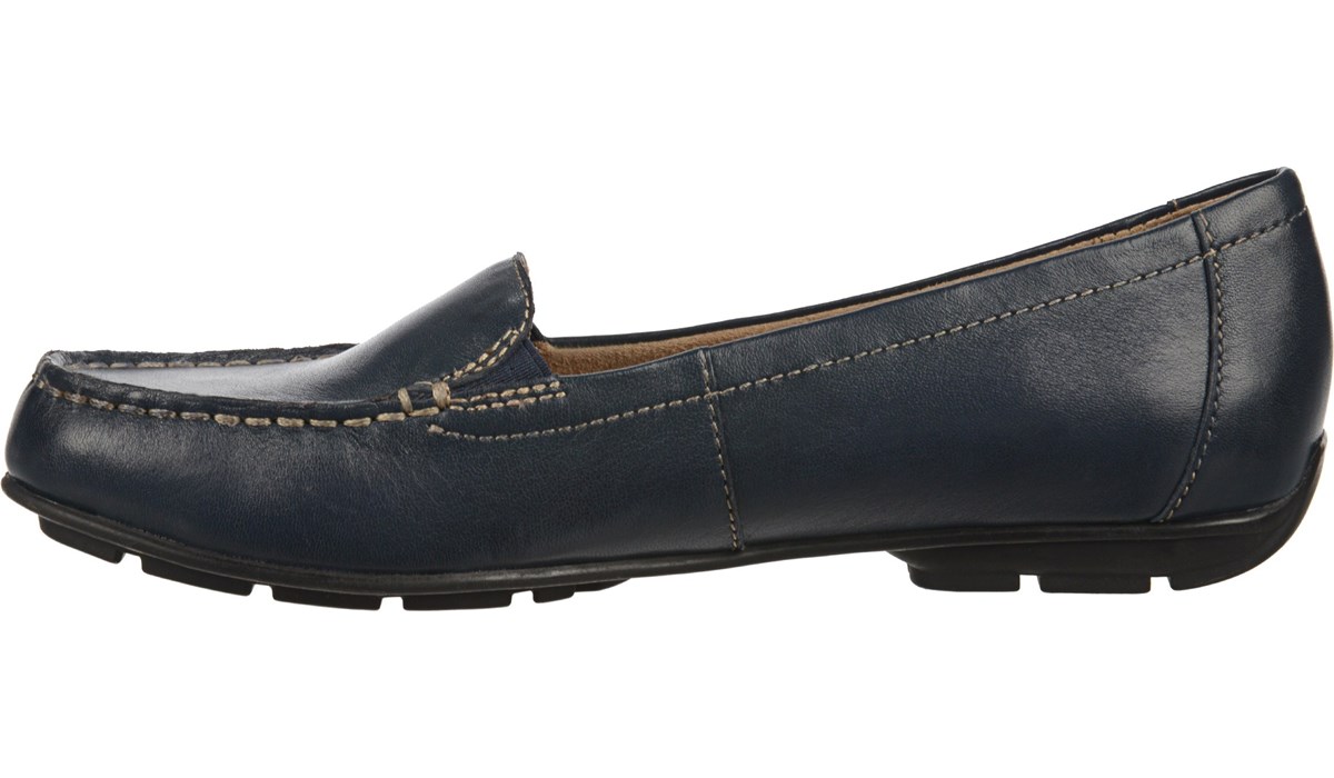 naturalizer kettle loafer