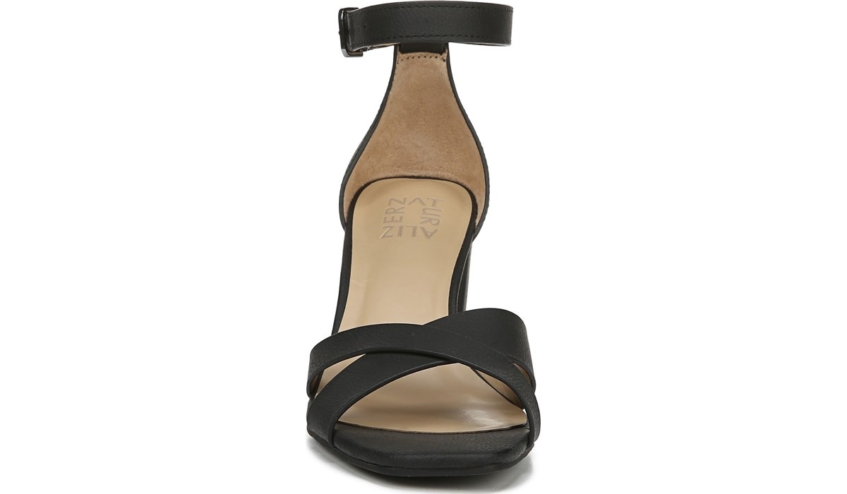 naturalizer maggie sandal