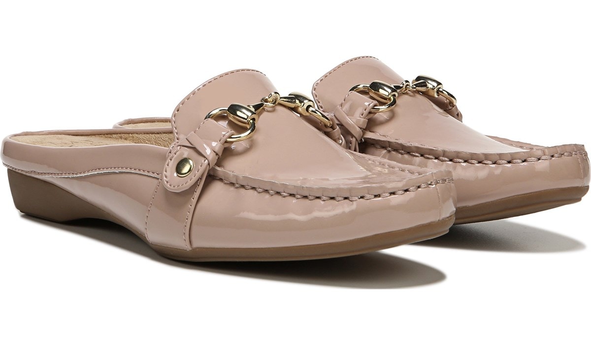 naturalizer gloria pump