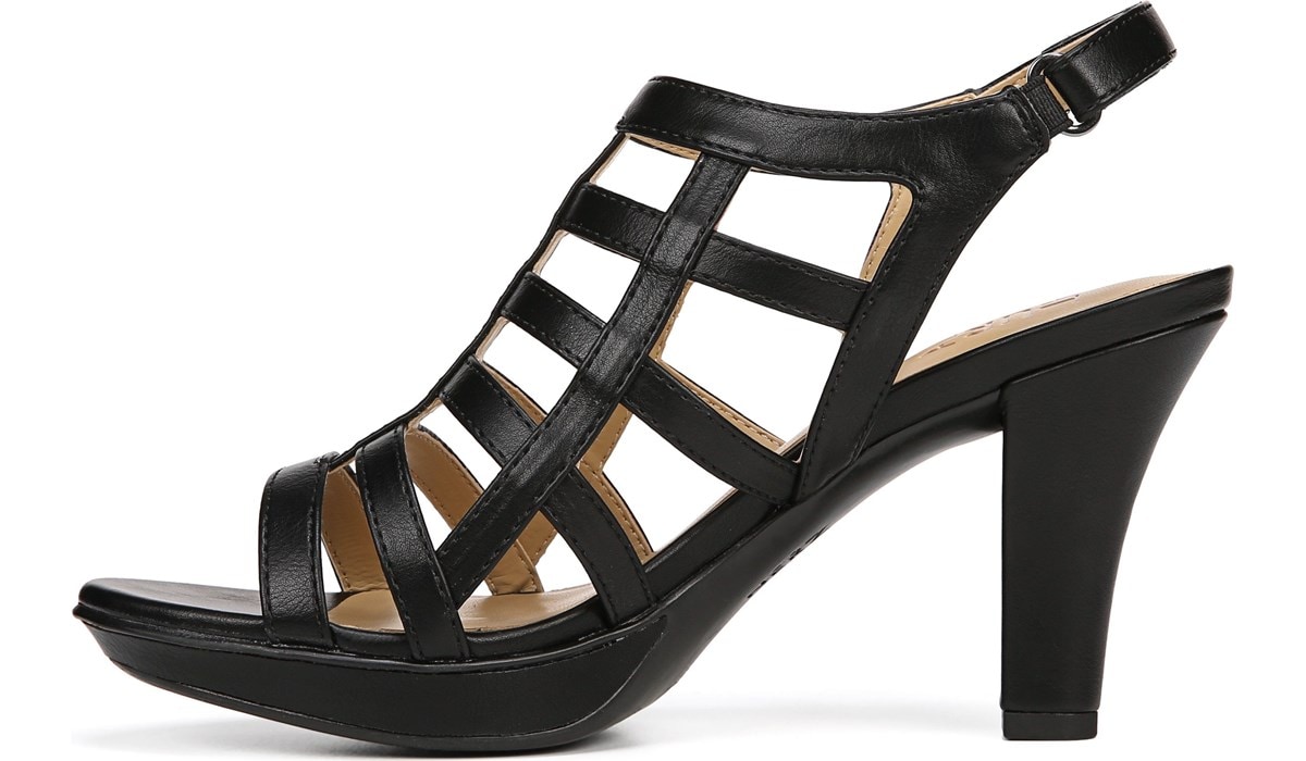 naturalizer daphne platform sandal