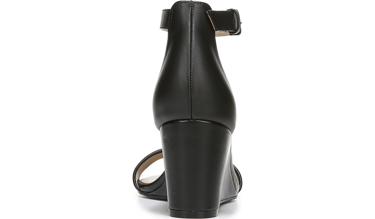 naturalizer leonora wedge