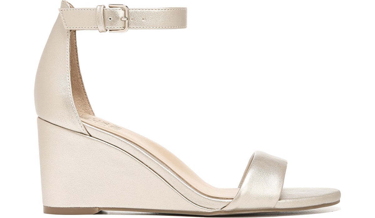 naturalizer leonora wedge sandal