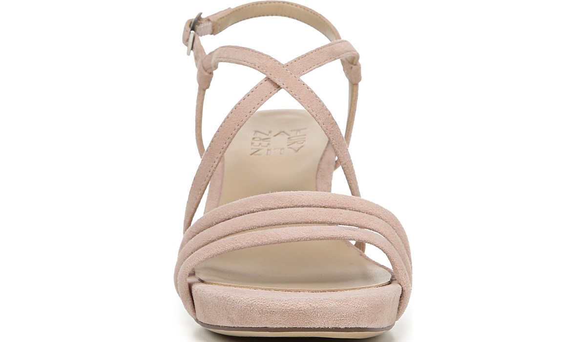 iris sandal naturalizer
