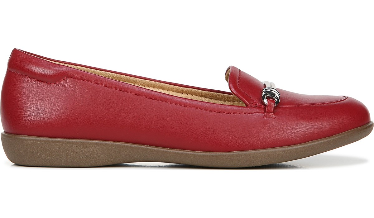 naturalizer red flat shoes