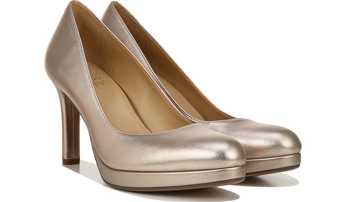 naturalizer michelle almond toe pump