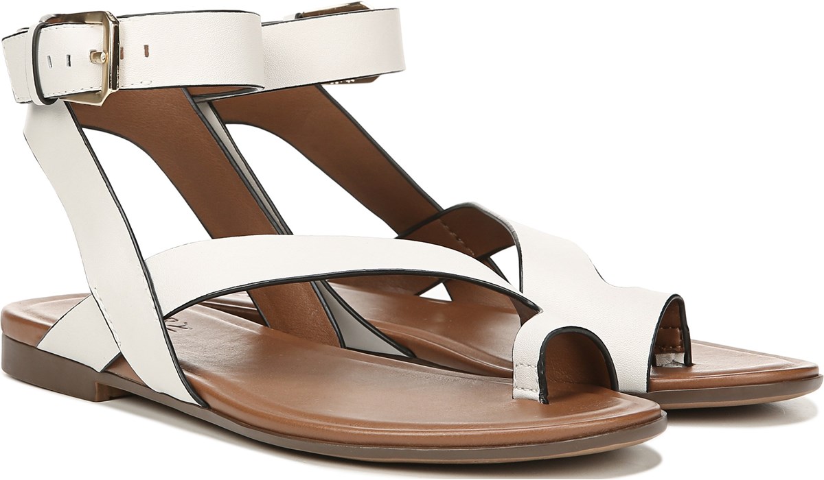 naturalizer tally sandal