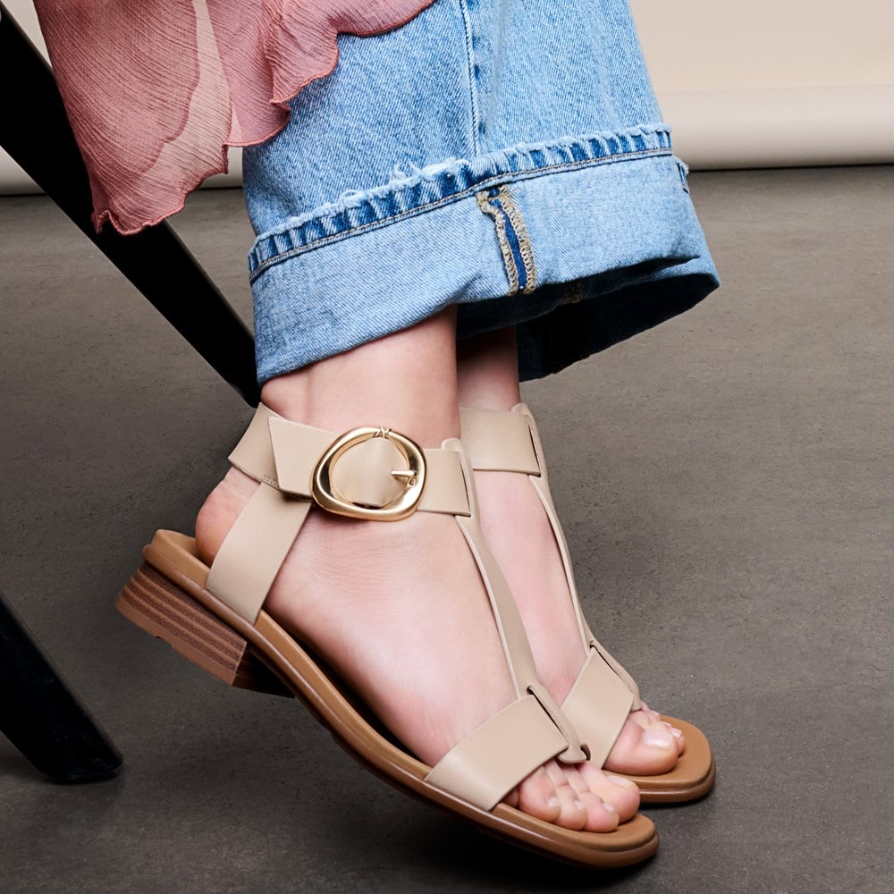 Naturalizer Brandy Sandal | Womens Sandals