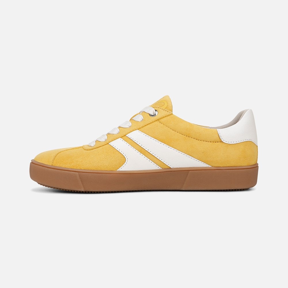Medina Lace Up Sneaker