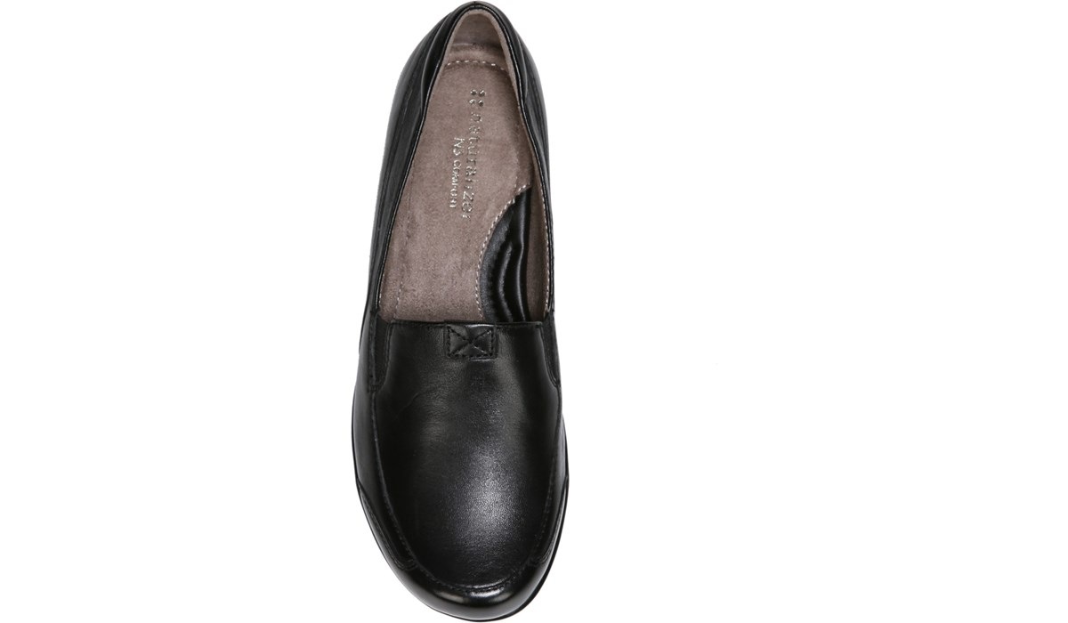 naturalizer channing loafer