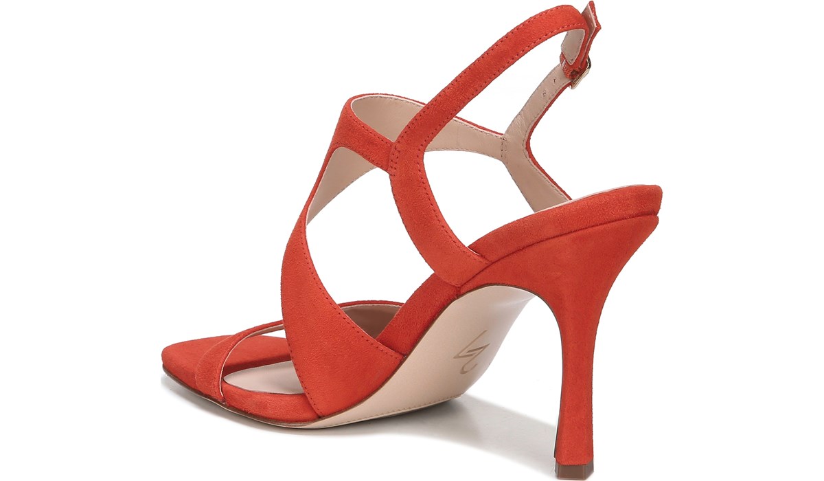 28 Shoes That Prove It s Possible To Be Sensible And Stylish 28 Shoes That Prove It s Possible To Be Sensible And Stylish
