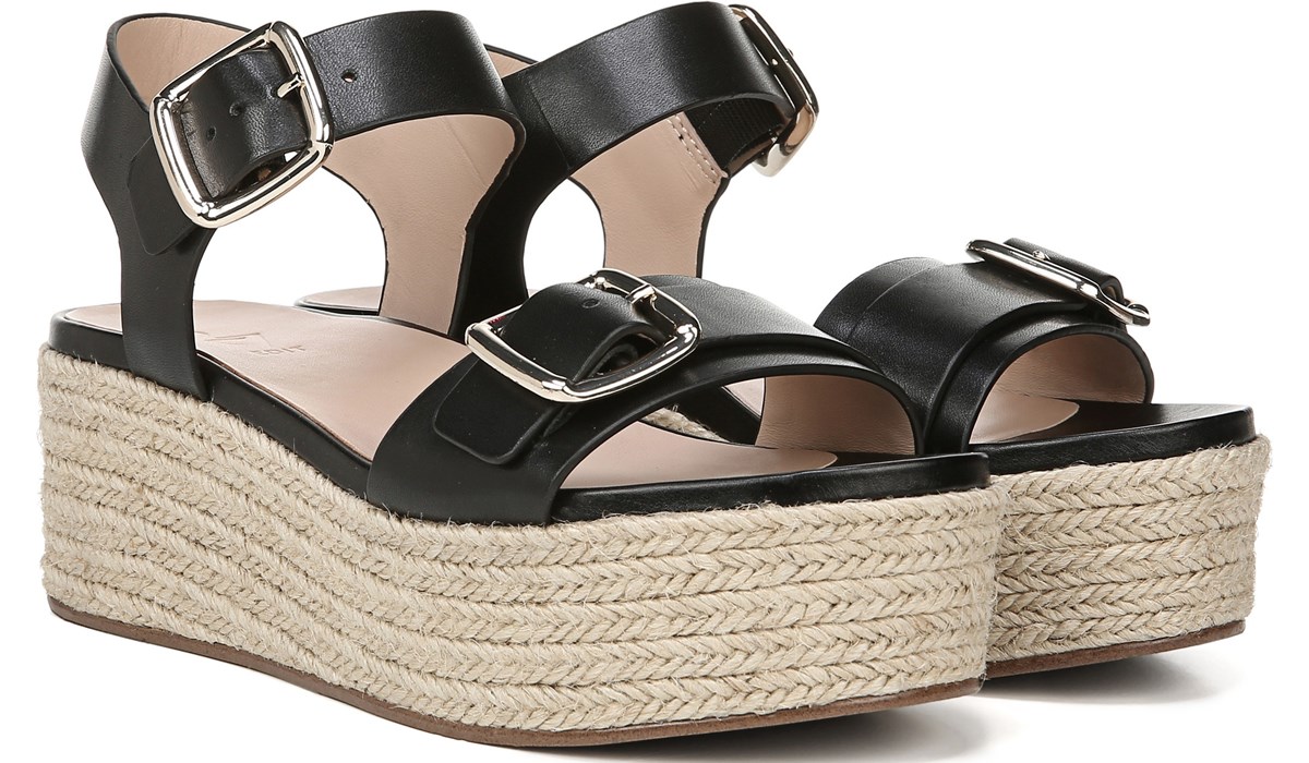 naturalizer walking sandals