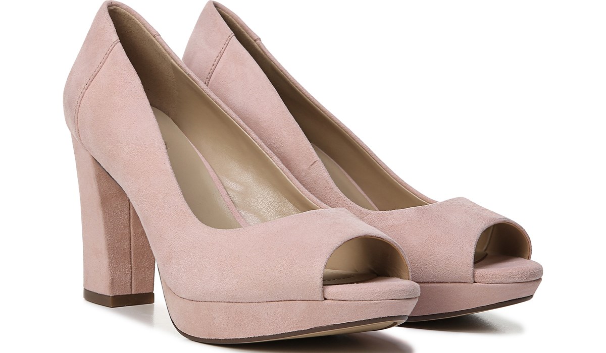 naturalizer pink heels