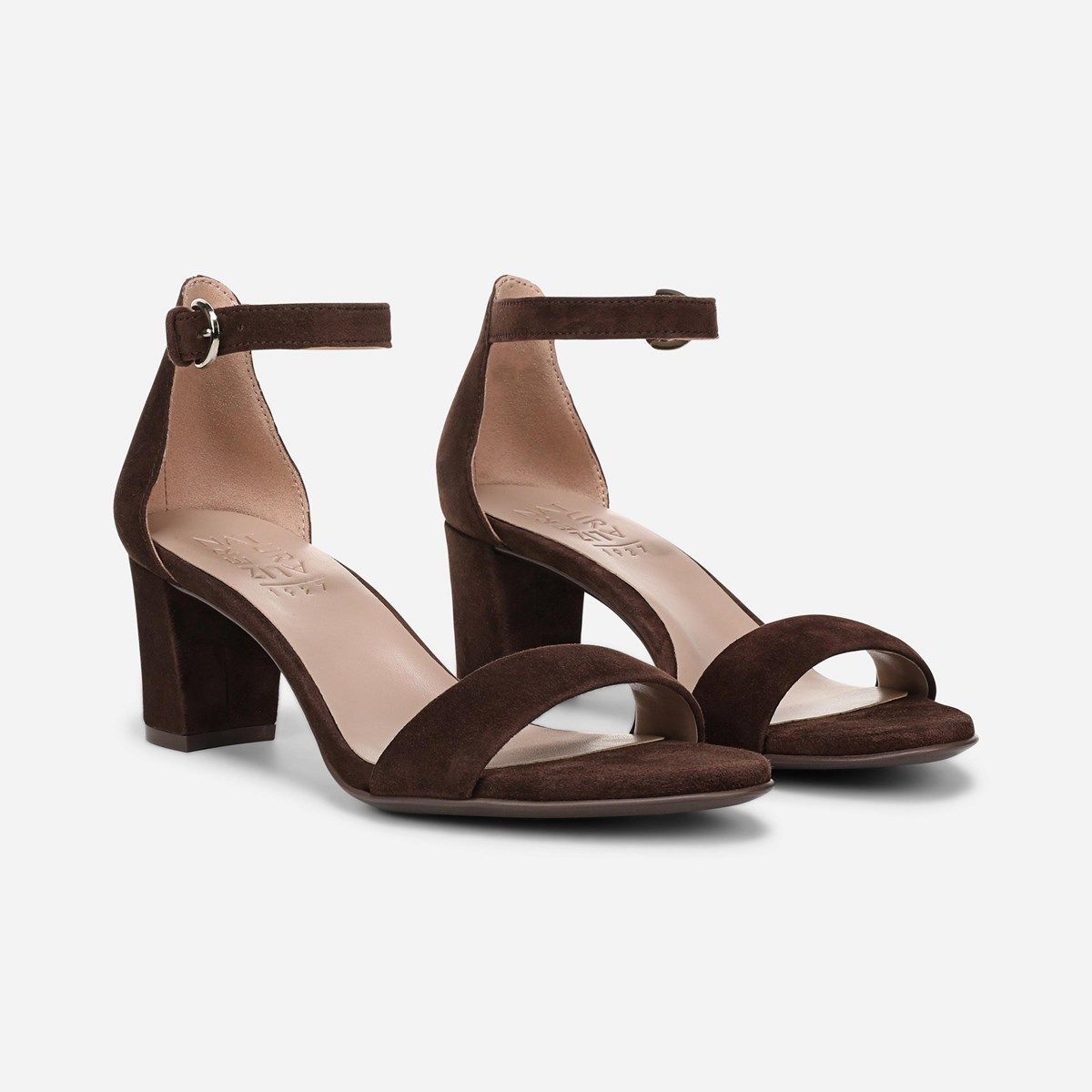 naturalizer women's vera ankle strap block heel dress sandal Womens Sandal, Silver Metallic Leather, 4 Clothing, Shoes & Accessories slip flexible outsole for stability. Naturalizer Vera 9 Black
