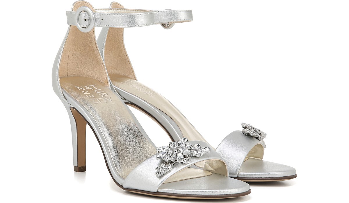 naturalizer silver sandals