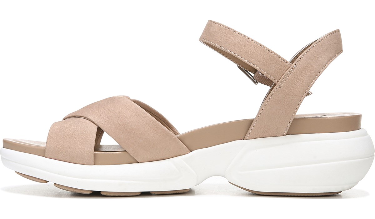 naturalizer finlee sandal