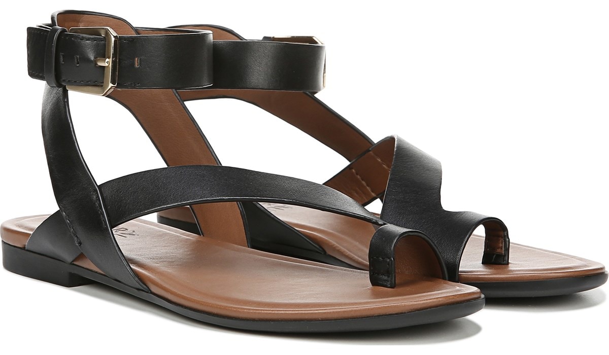 naturalizer tally sandal