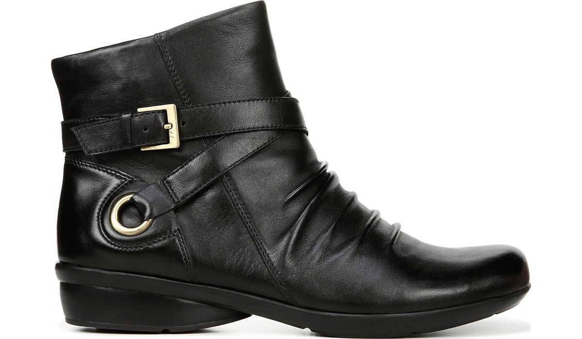 naturalizer canyon boot