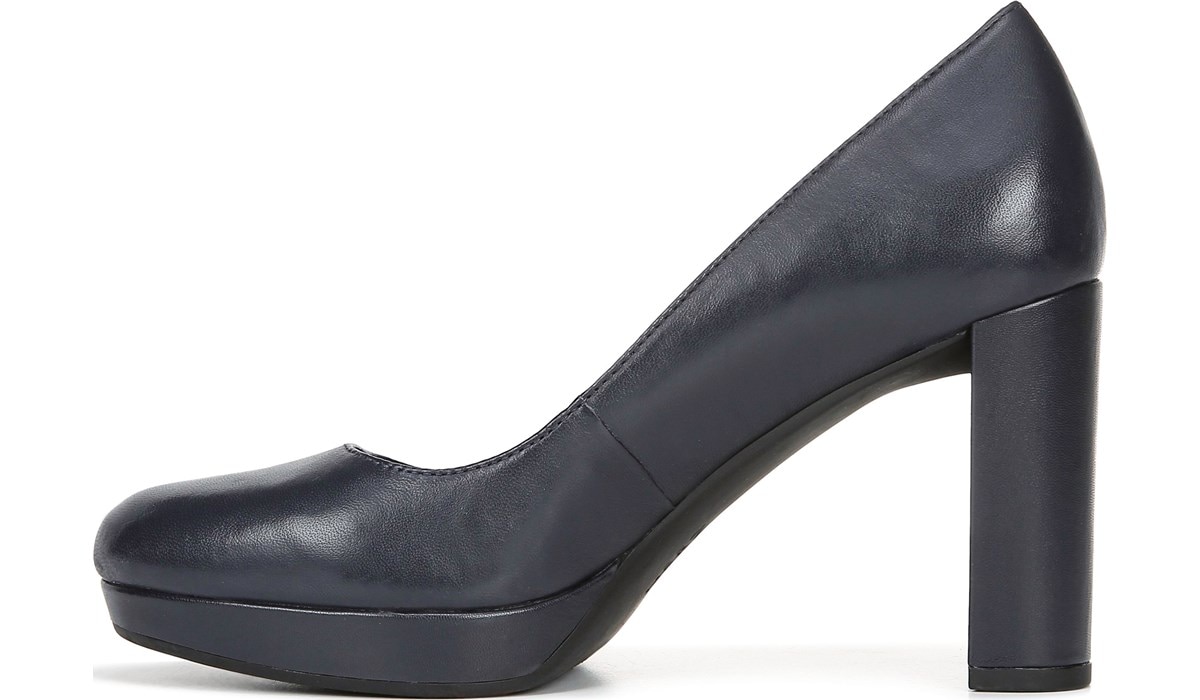 naturalizer bianca pump