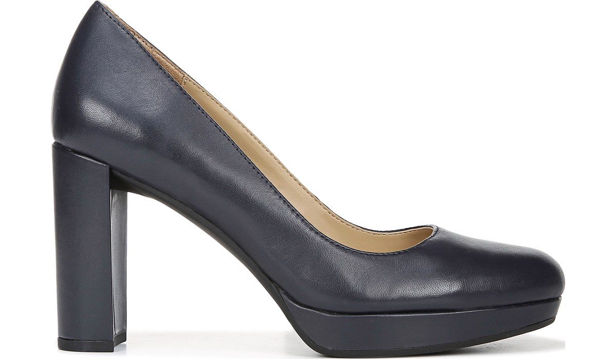 naturalizer bianca pump