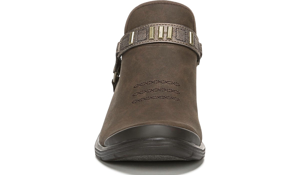 bzees hiking boots