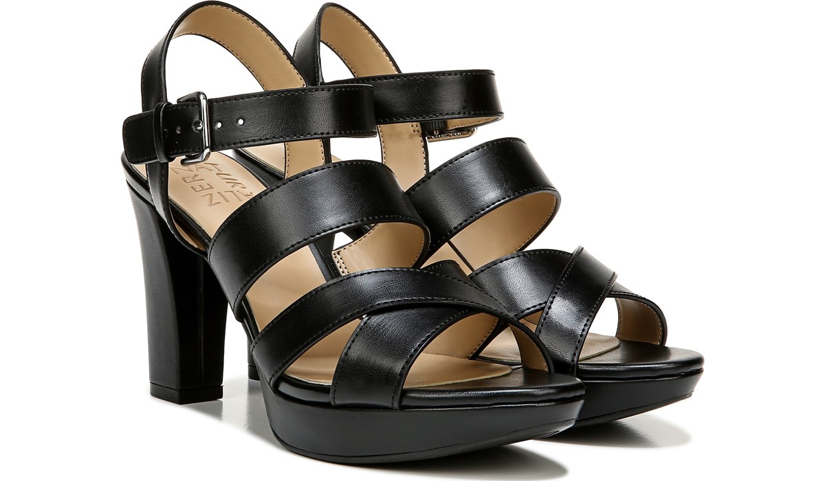 naturalizer women's sandals wide width